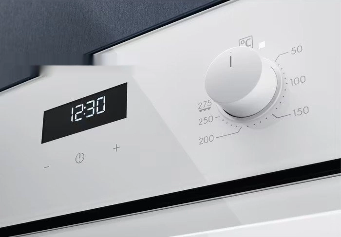 Духовой шкаф Electrolux SurroundCook 600 EOF5F50V