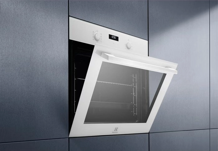 Духовой шкаф Electrolux SurroundCook 600 EOF5F50V