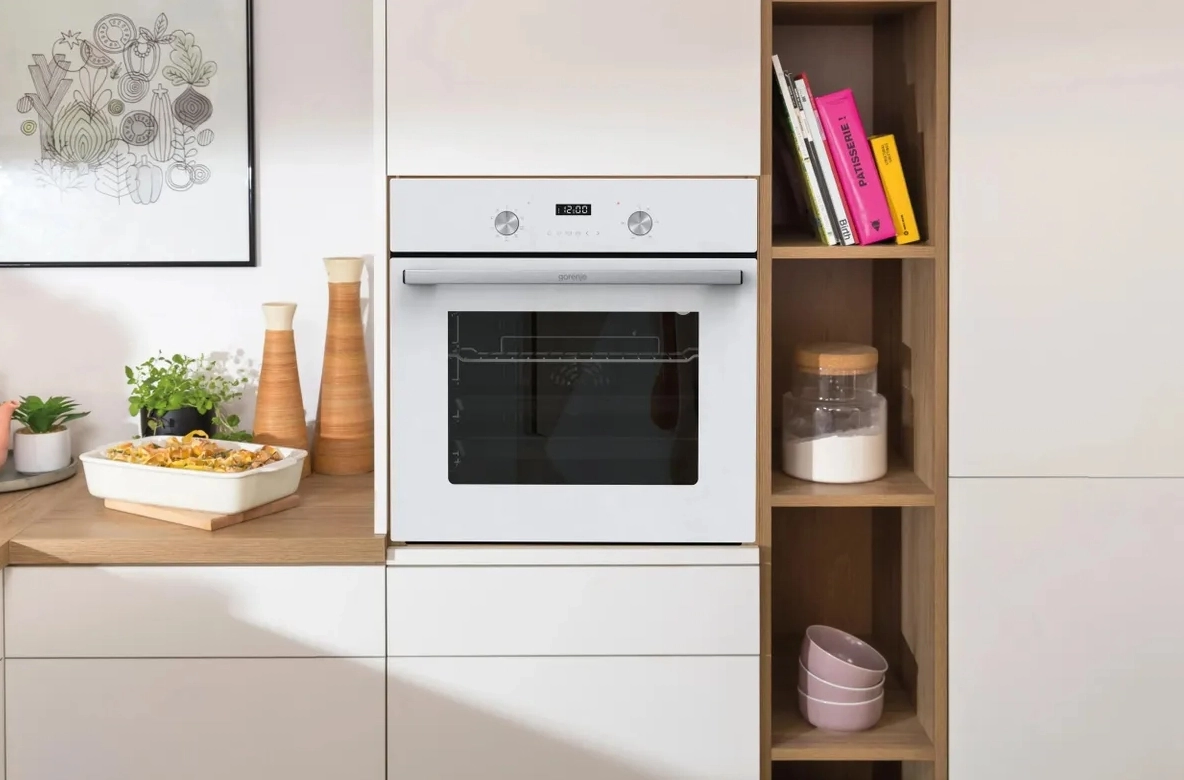 Духовой шкаф Gorenje BO6737E03NWG