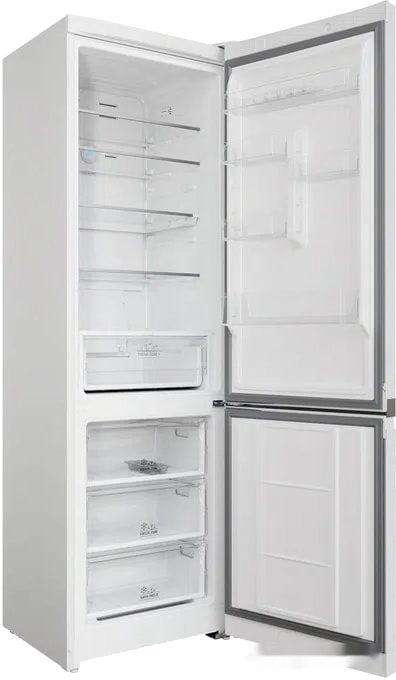 Холодильник Hotpoint-Ariston HTS 7200 W O3