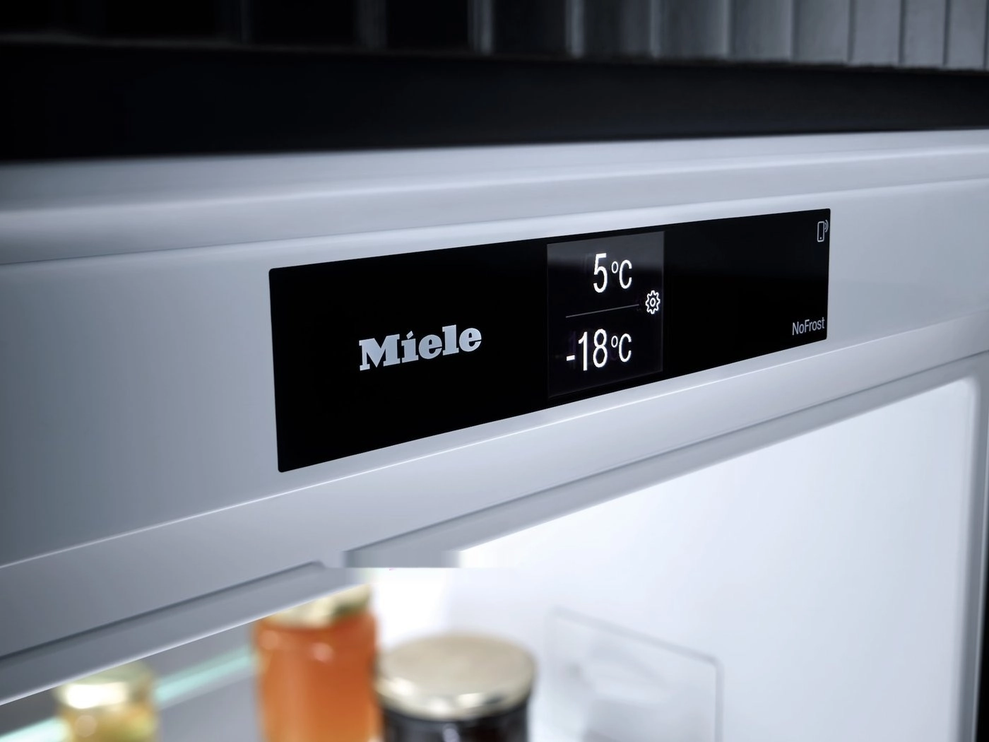 Холодильник Miele KFN 7785 C