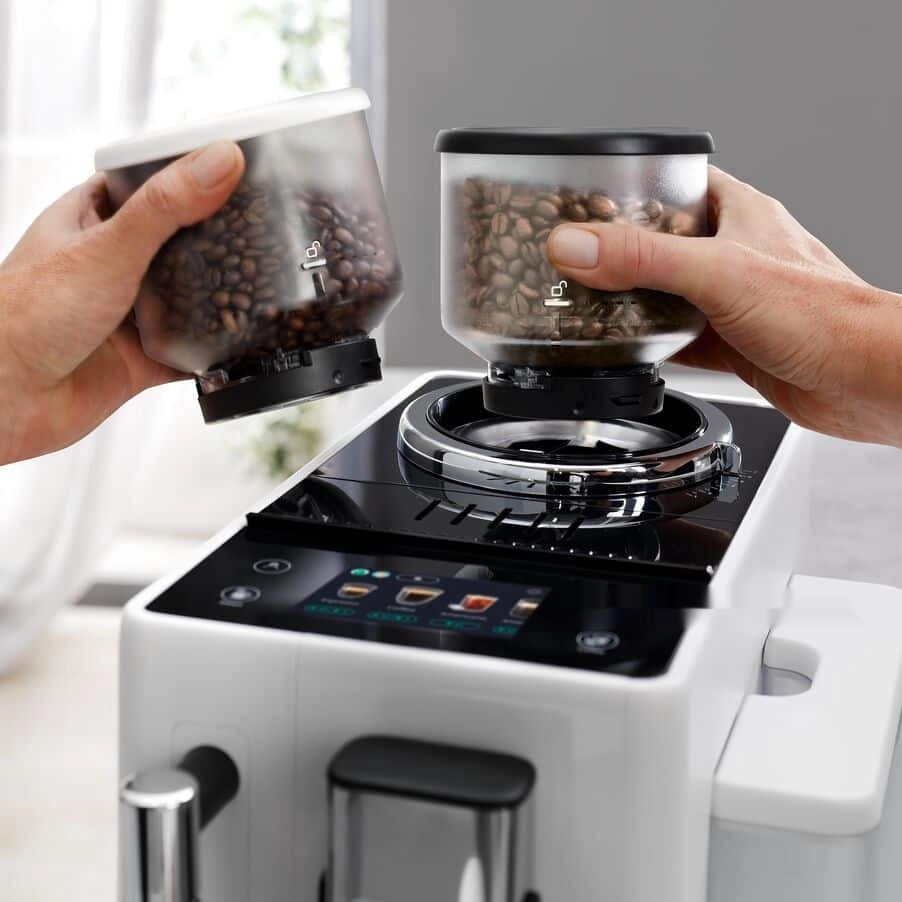 Кофемашина Delonghi Rivelia EXAM440.35.W