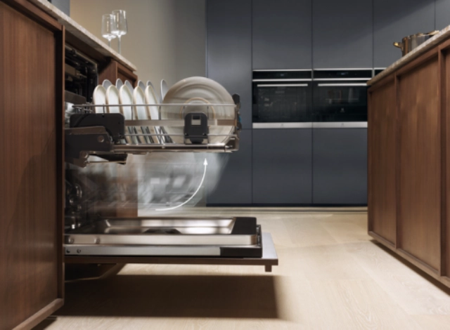 Посудомоечная машина Electrolux EEC967310L