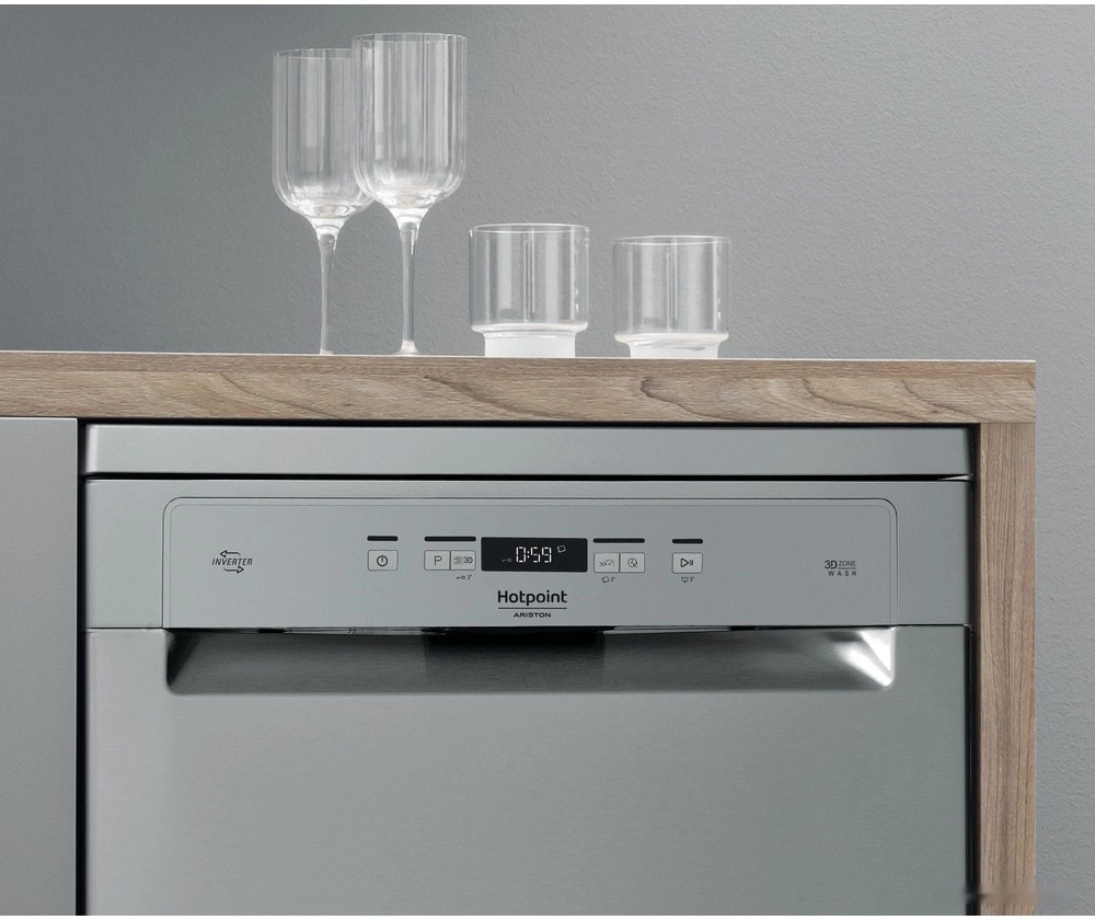 Посудомоечная машина Hotpoint-Ariston HFC 3C26 CW X