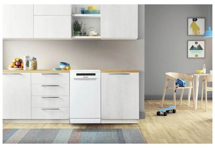 Посудомоечная машина Indesit DSFC 3M19