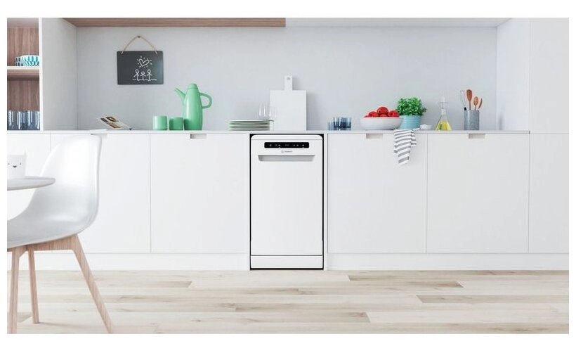 Посудомоечная машина Indesit DSFC 3M19