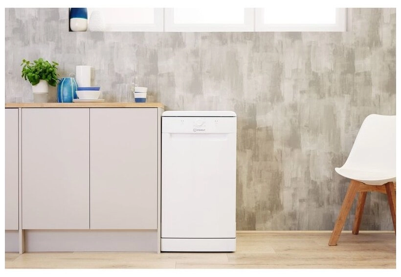 Посудомоечная машина Indesit DSFE 1B10 A