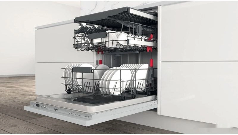 Посудомоечная машина Whirlpool WIC 3C34 PFE S