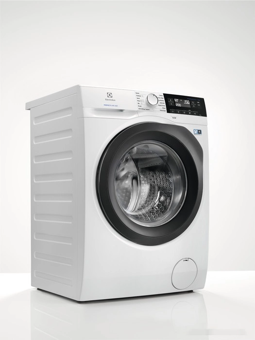 Стиральная машина Electrolux SensiCare 600 EW6F349BSA