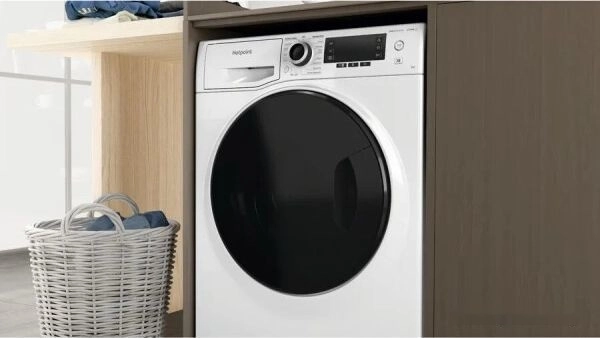 Стиральная машина Hotpoint-Ariston NSD 7249 D AVE RU