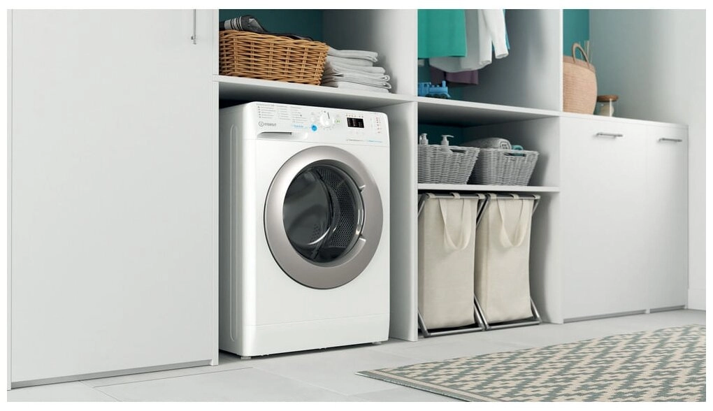 Стиральная машина Indesit BWSA 71052X WSV RU