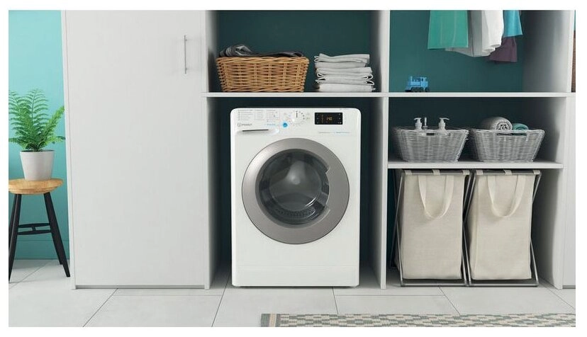 Стиральная машина Indesit BWSE 81293X WSV RU