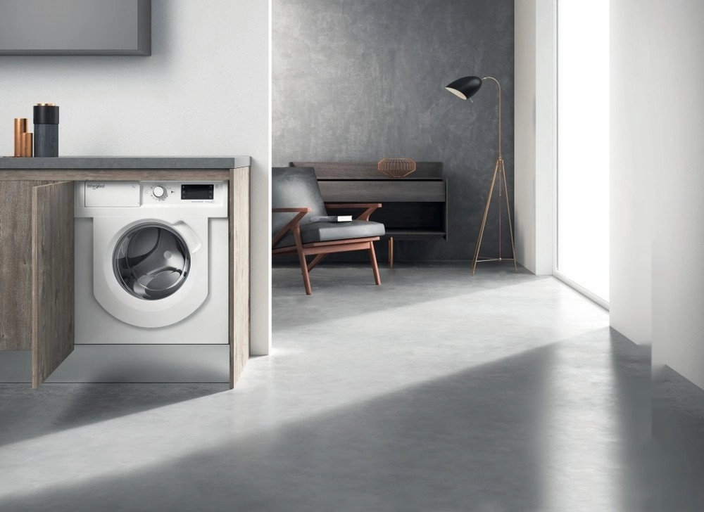 Стиральная машина Whirlpool BI WMWG 71483E EU N