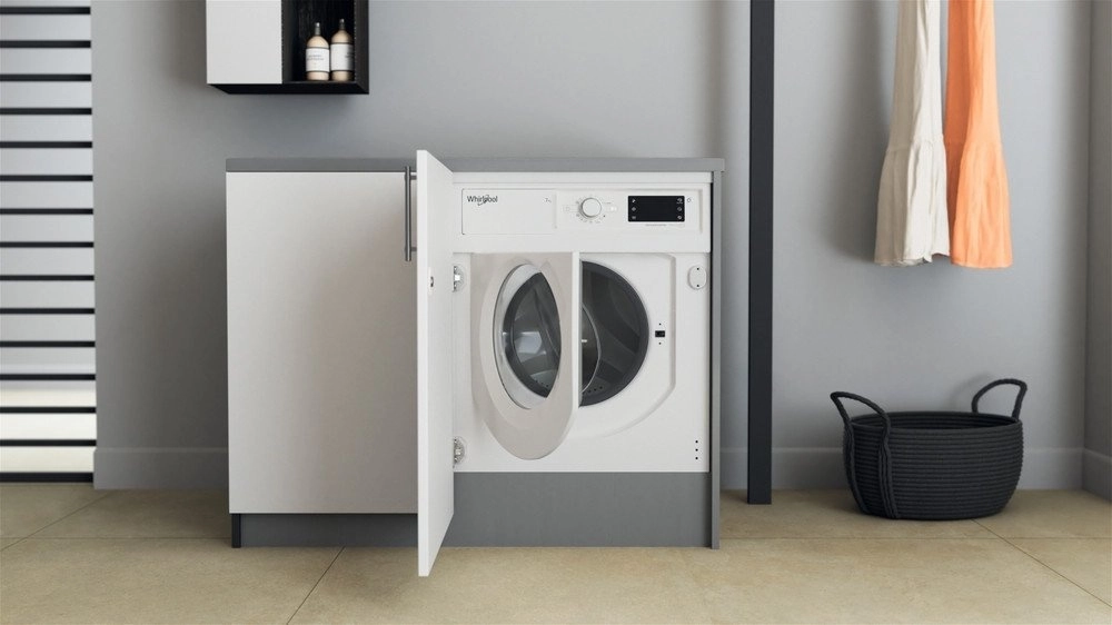 Стиральная машина Whirlpool BI WMWG 71483E EU N