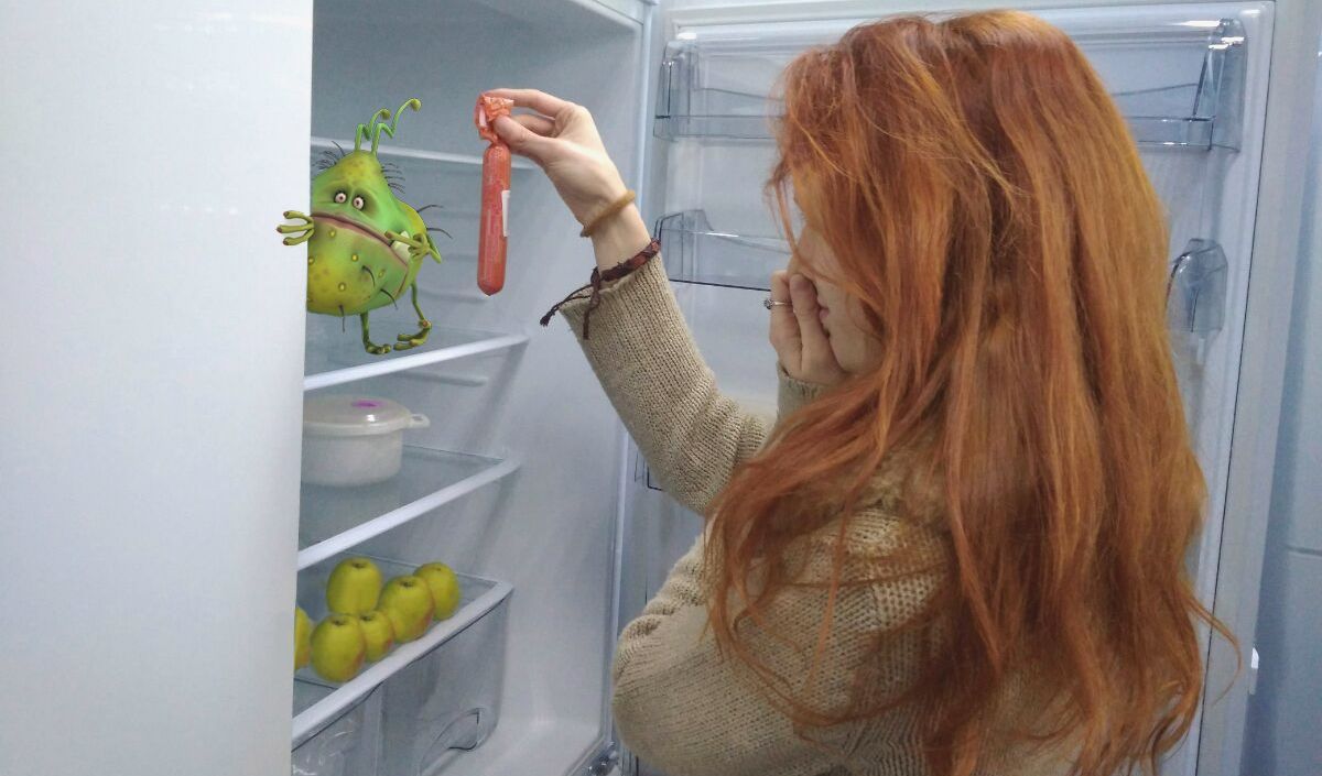 Запах в холодильнике: эффективные методы борьбы