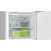 Холодильник Bosch Serie 6 KGN76CI30U