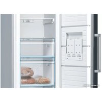 Холодильник Bosch Serie 6 KGN86AI32U