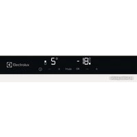 Холодильник Electrolux ECB7TE70S