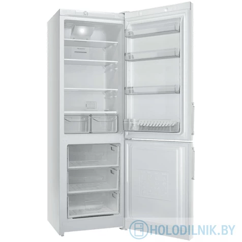 Холодильник Indesit DS 4200 E с открытой дверью