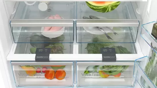 Холодильник с морозильником Bosch KGN86AW32U