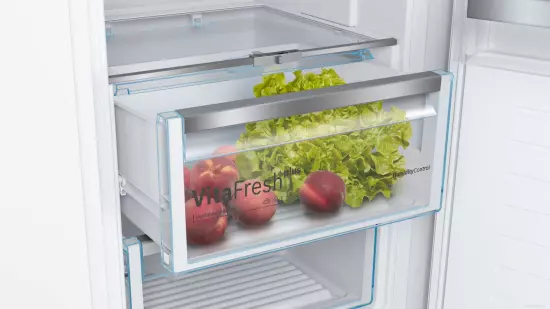 Однокамерный холодильник Bosch Serie 6 KIR81AFE0